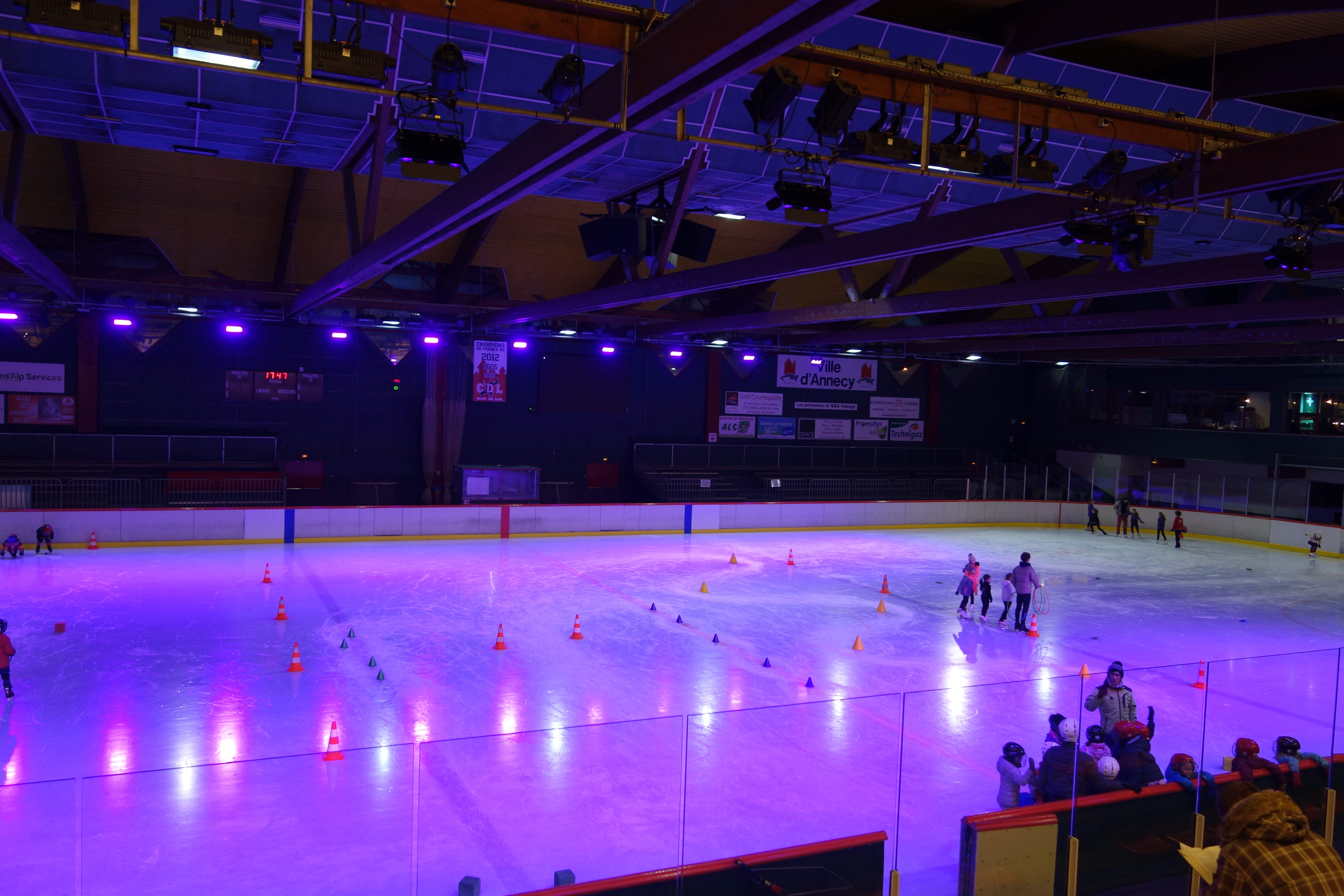 Installation audiovisuelle dans une patinoire